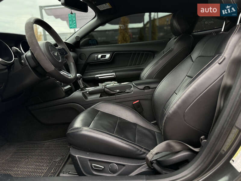 Купе Ford Mustang 2017 в Киеве