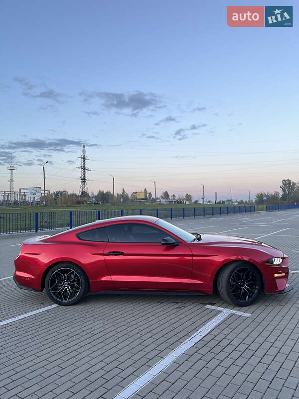 Купе Ford Mustang 2017 в Нововолинську фото 6 Купе Ford Mustang 2017 в Нововолинську