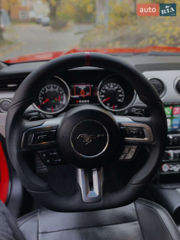 Купе Ford Mustang 2015 в Львове