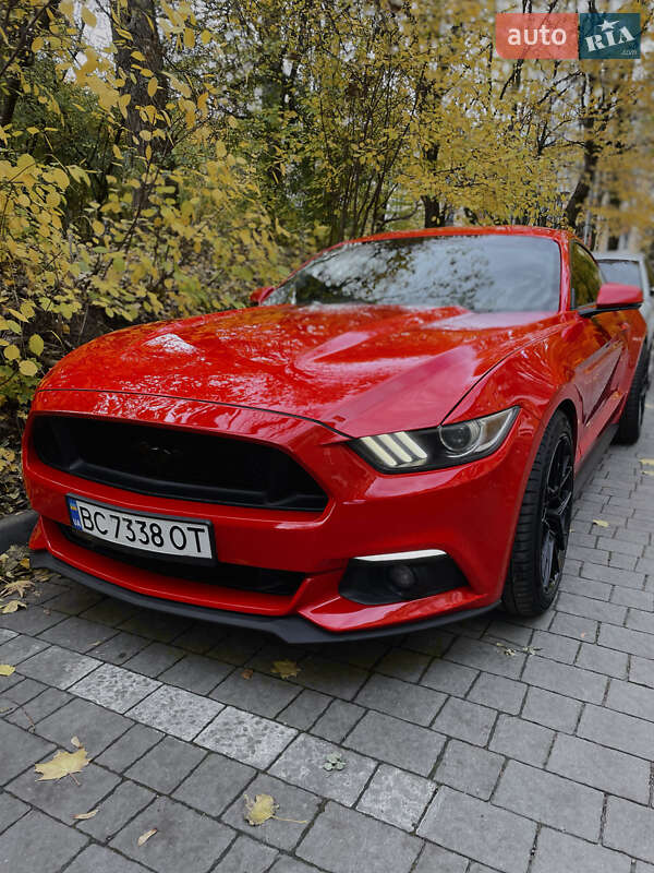 Купе Ford Mustang 2015 в Львове
