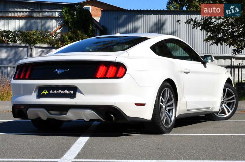 Купе Ford Mustang 2017 в Киеве фото 11 Купе Ford Mustang 2017 в Киеве