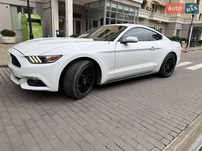 Купе Ford Mustang 2015 в Одесі фото 7 Купе Ford Mustang 2015 в Одесі