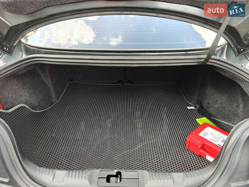 Купе Ford Mustang 2015 в Києві