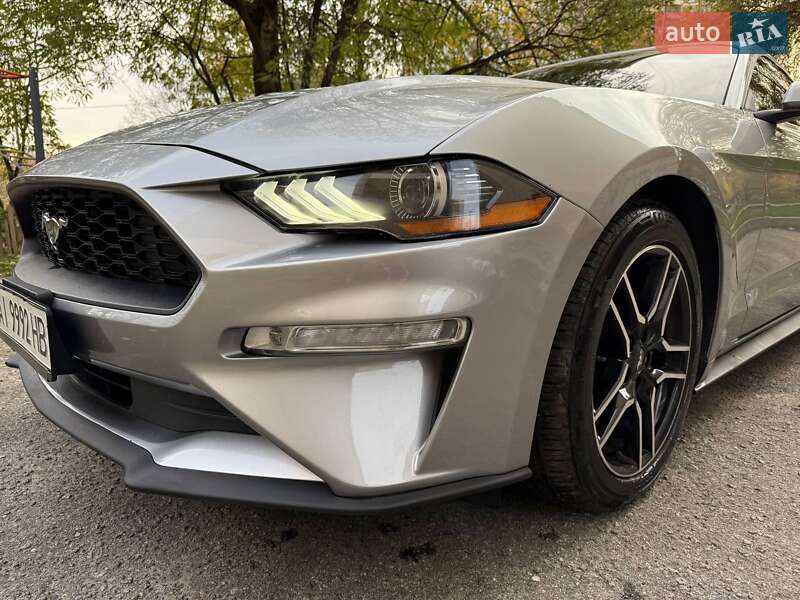 Купе Ford Mustang 2019 в Киеве фото 33 Купе Ford Mustang 2019 в Киеве