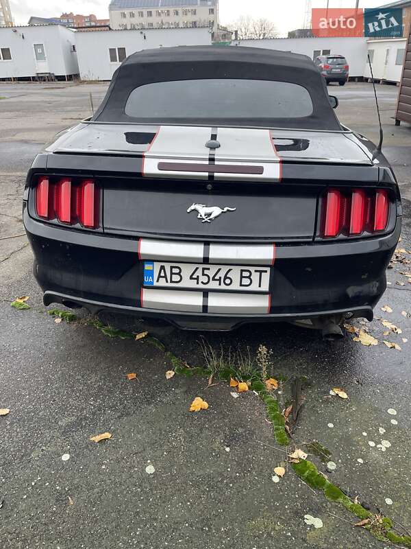 Кабріолет Ford Mustang 2016 в Вінниці фото 2 Кабріолет Ford Mustang 2016 в Вінниці