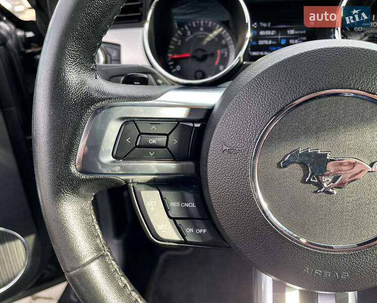 Купе Ford Mustang 2016 в Львові