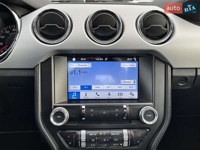 Купе Ford Mustang 2016 в Львові