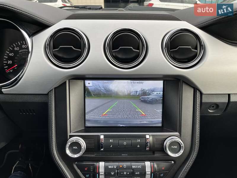 Купе Ford Mustang 2016 в Львові