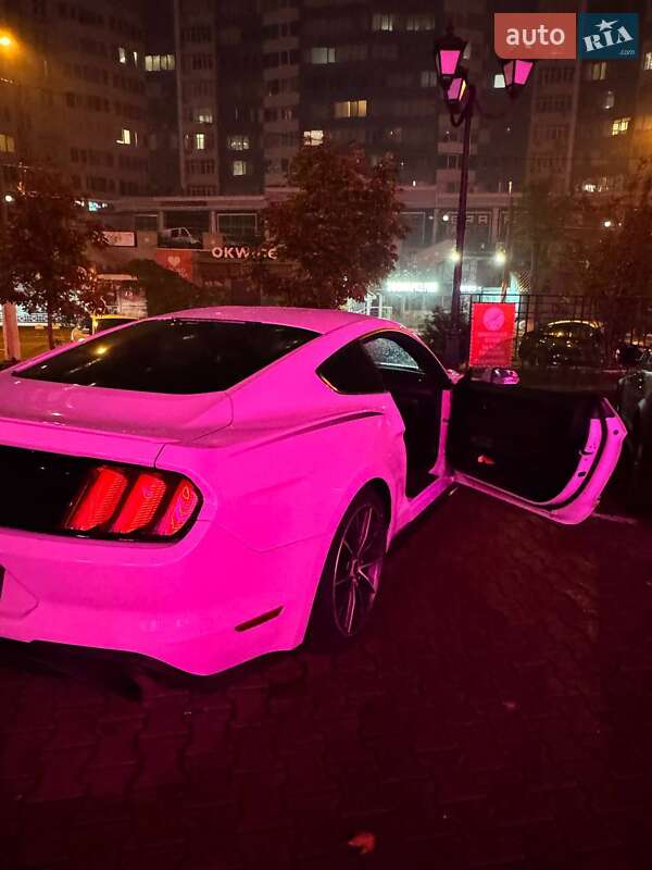Купе Ford Mustang 2018 в Одесі