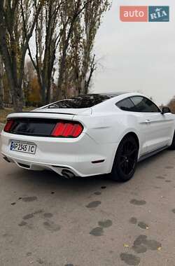 Купе Ford Mustang 2015 в Запоріжжі
