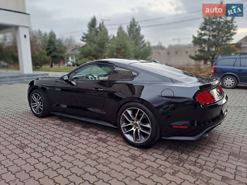 Купе Ford Mustang 2016 в Ивано-Франковске