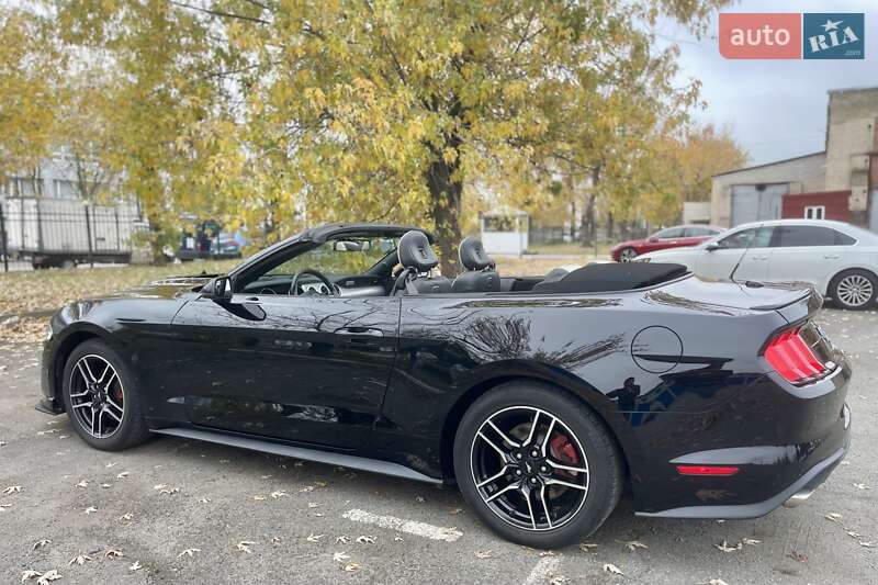 Кабріолет Ford Mustang 2019 в Києві