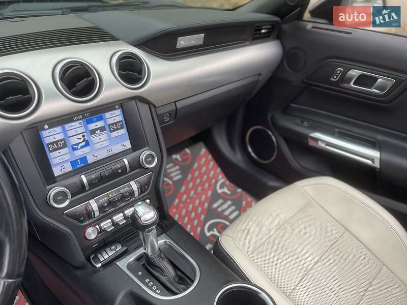 Кабріолет Ford Mustang 2019 в Києві