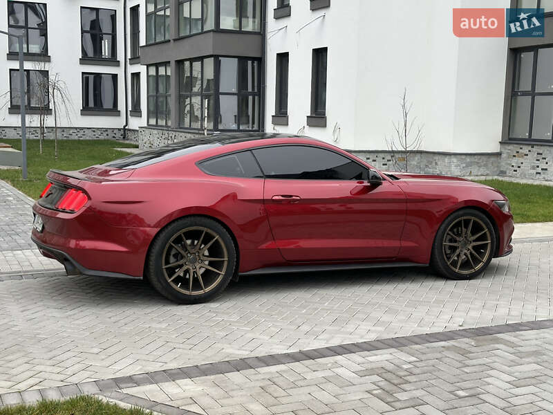 Купе Ford Mustang 2015 в Киеве фото 8 Купе Ford Mustang 2015 в Киеве