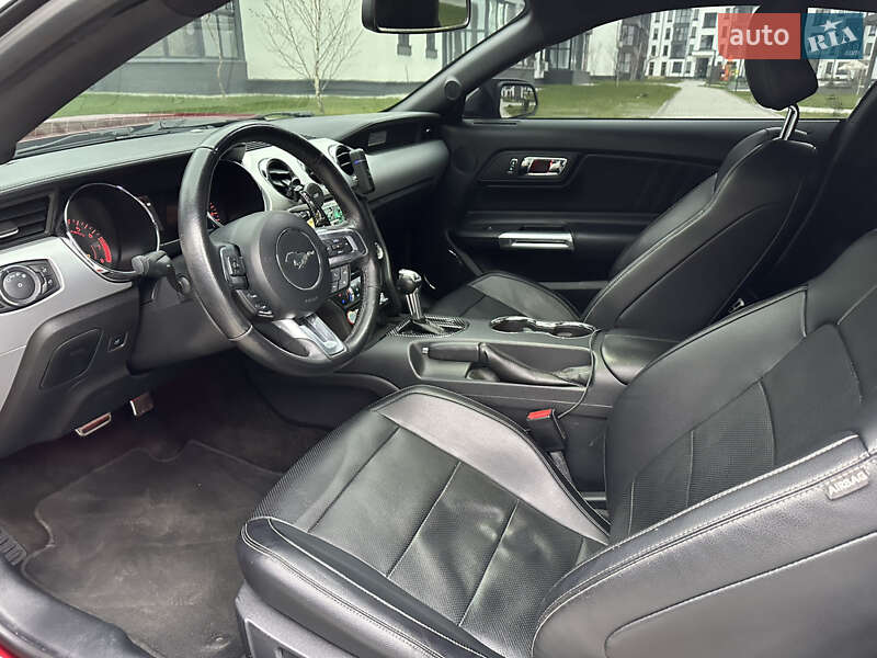 Купе Ford Mustang 2015 в Киеве фото 24 Купе Ford Mustang 2015 в Киеве