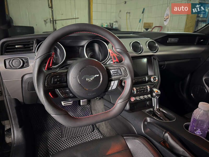 Купе Ford Mustang 2018 в Киеве фото 65 Купе Ford Mustang 2018 в Киеве