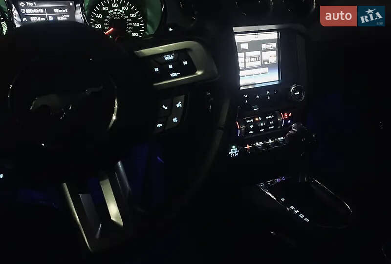 Купе Ford Mustang 2015 в Києві