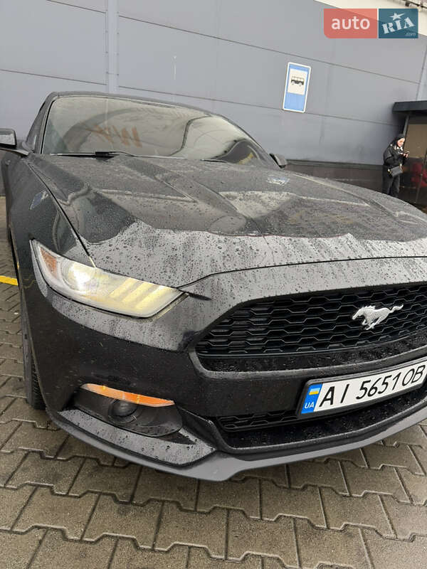 Купе Ford Mustang 2015 в Києві