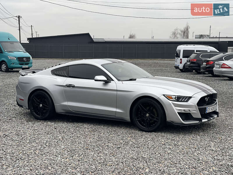 Купе Ford Mustang 2017 в Черновцах