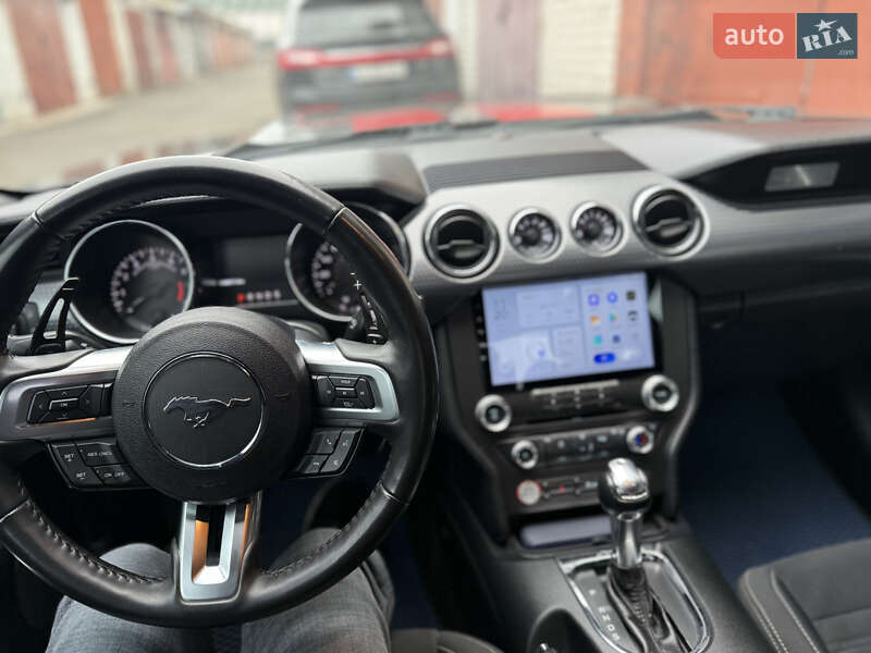 Купе Ford Mustang 2015 в Києві фото 9 Купе Ford Mustang 2015 в Києві