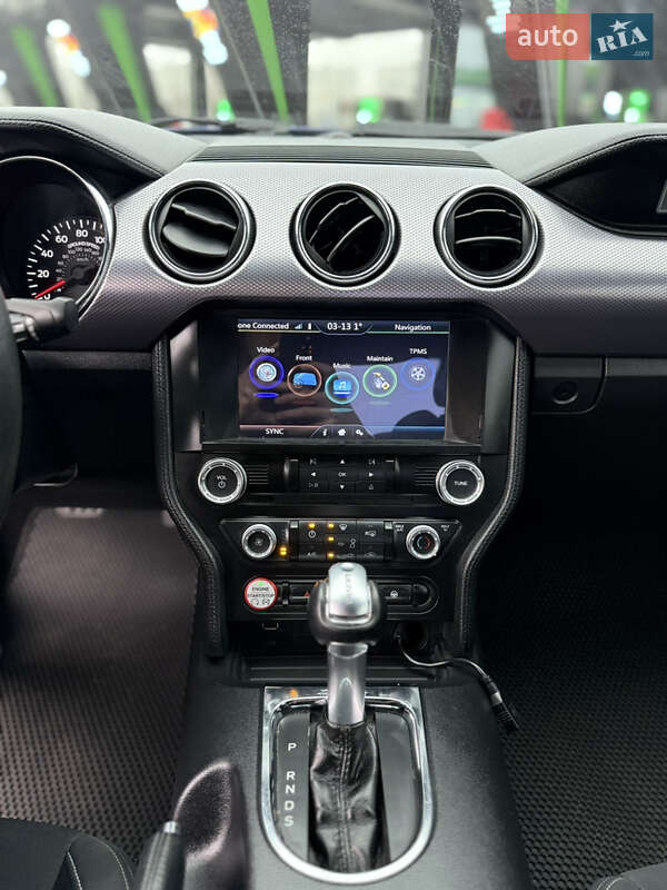 Купе Ford Mustang 2015 в Дніпрі