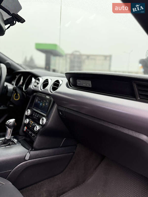 Купе Ford Mustang 2015 в Дніпрі
