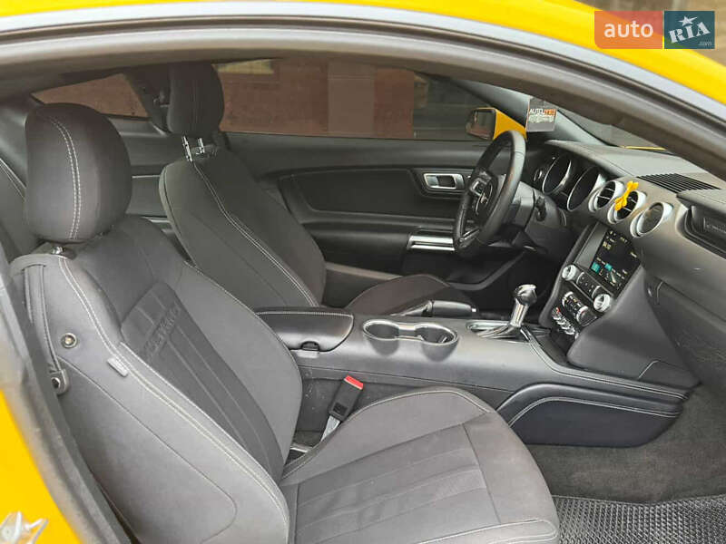 Купе Ford Mustang 2018 в Киеве