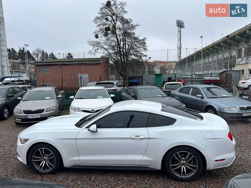 Купе Ford Mustang 2015 в Полтаве
