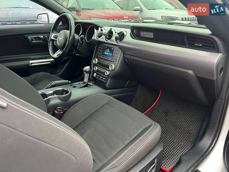 Купе Ford Mustang 2015 в Полтаве