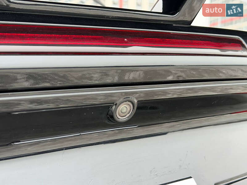 Кабриолет Ford Mustang 2015 в Киеве