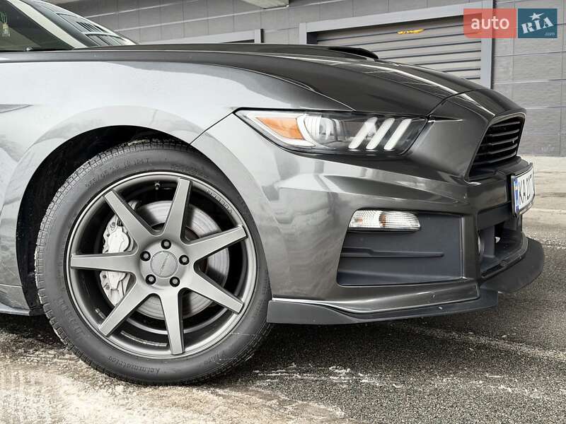 Купе Ford Mustang 2014 в Киеве фото 12 Купе Ford Mustang 2014 в Киеве