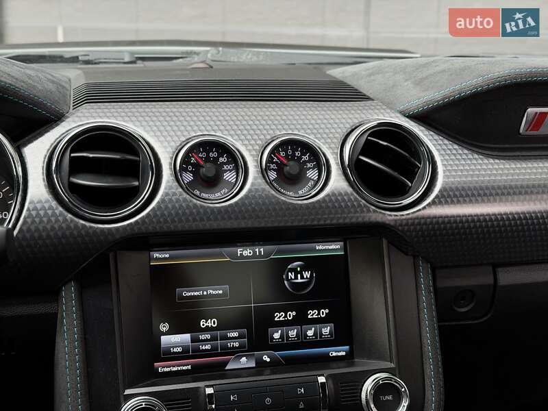 Купе Ford Mustang 2014 в Киеве фото 28 Купе Ford Mustang 2014 в Киеве