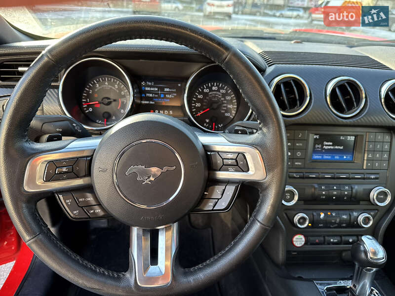 Купе Ford Mustang 2015 в Киеве