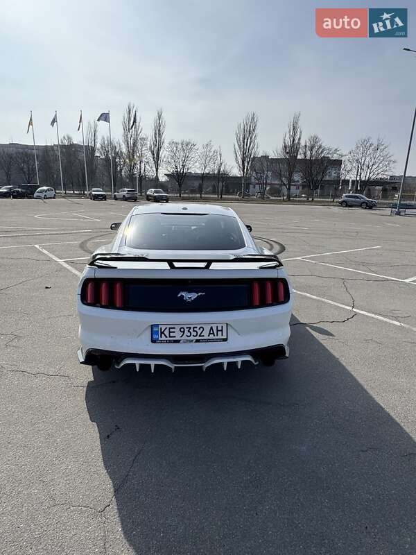 Купе Ford Mustang 2016 в Дніпрі фото 10 Купе Ford Mustang 2016 в Дніпрі