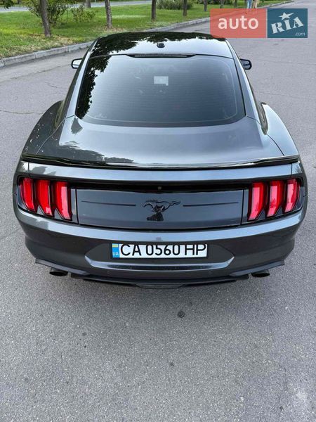 Купе Ford Mustang 2019 в Умані