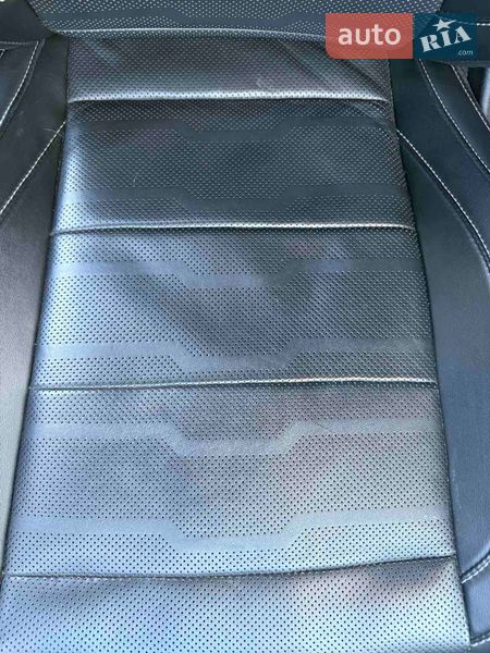 Купе Ford Mustang 2019 в Умані