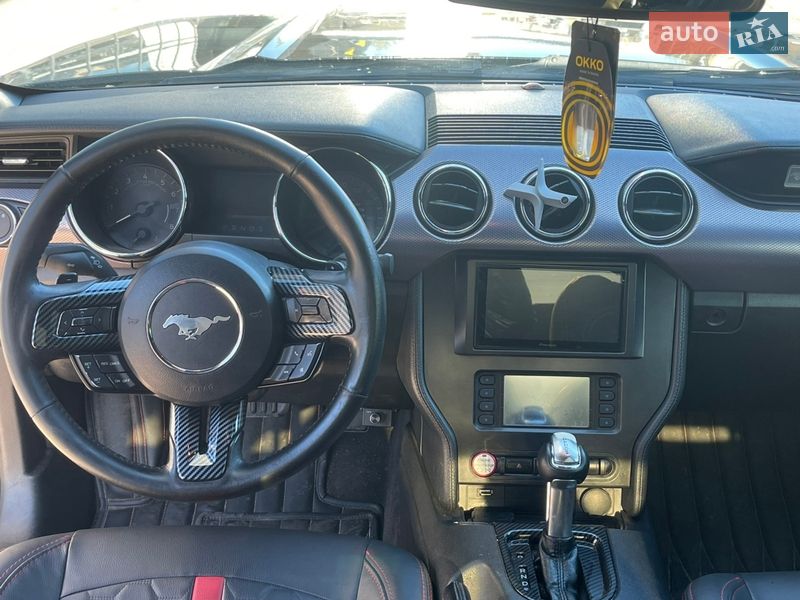 Купе Ford Mustang 2015 в Києві