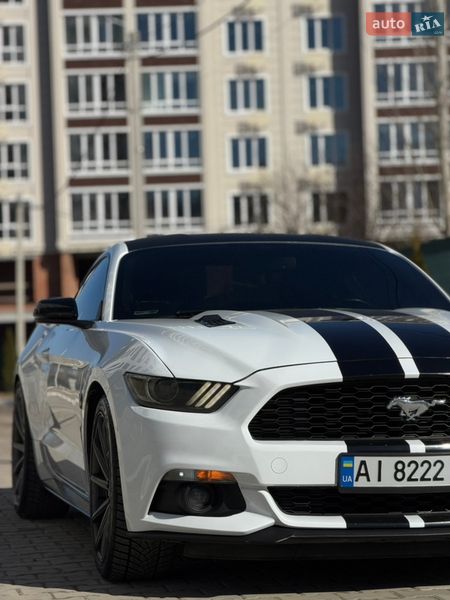 Купе Ford Mustang 2016 в Бучі