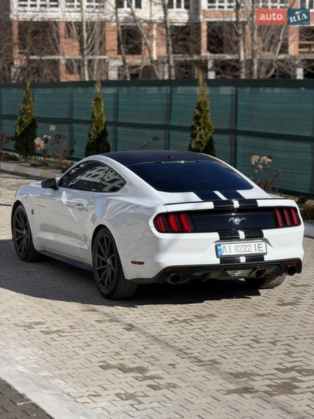 Купе Ford Mustang 2016 в Бучі