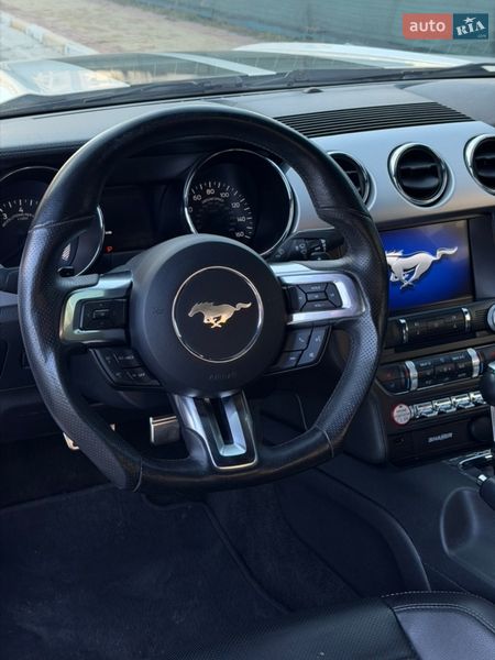 Купе Ford Mustang 2016 в Бучі