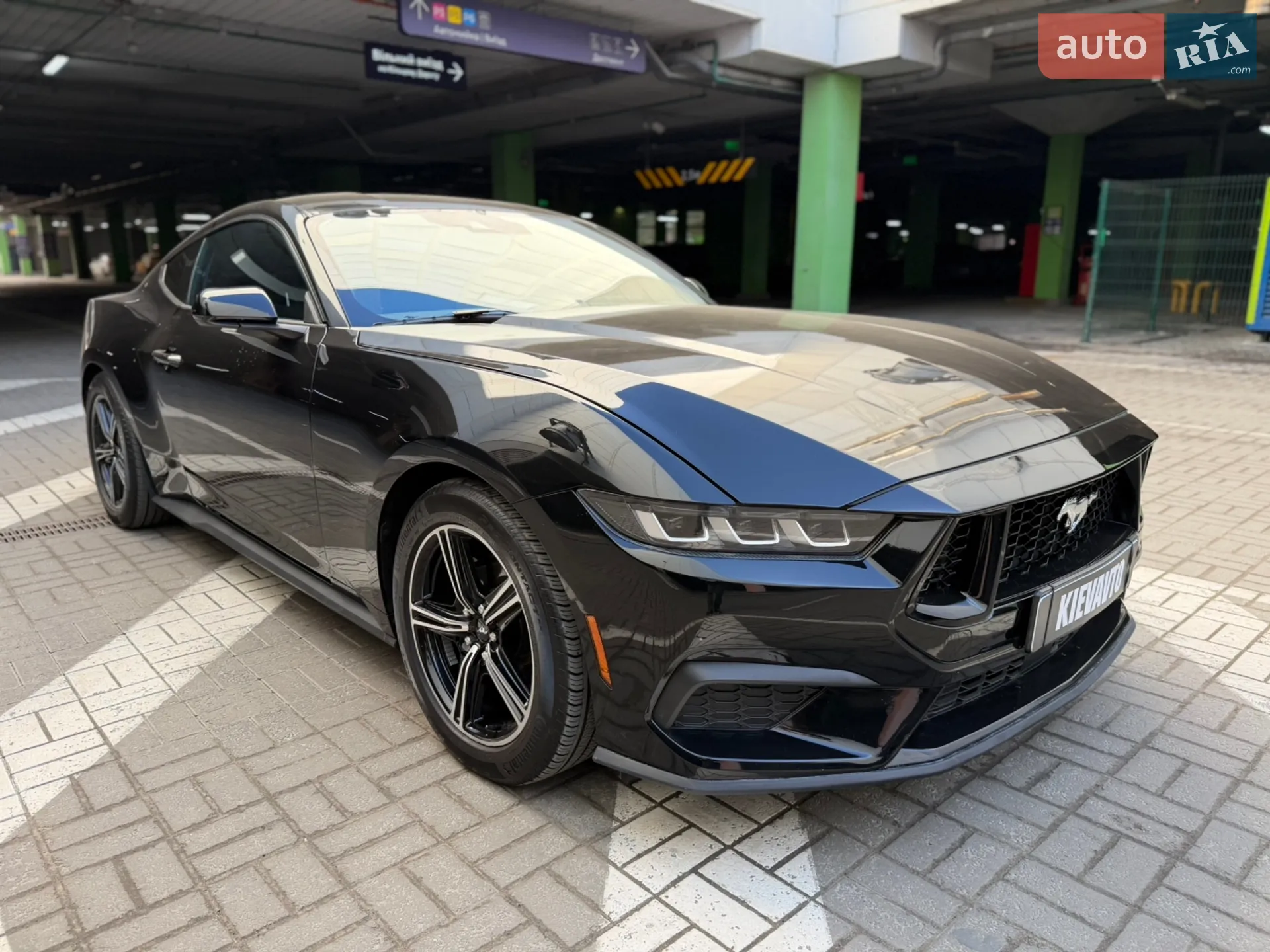 2023 Ford Mustang - мініатюра 3