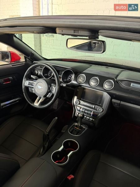 Кабриолет Ford Mustang 2019 в Черновцах