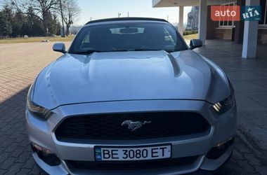 Кабриолет Ford Mustang 2015 в Корсуне-Шевченковском