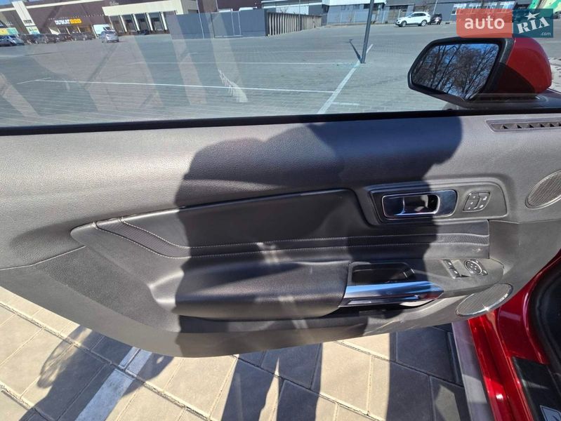 Купе Ford Mustang 2020 в Черкасах