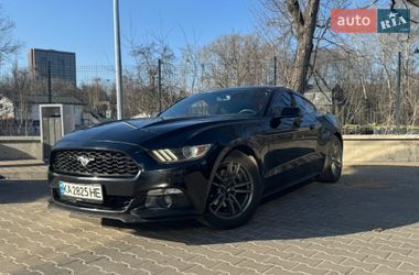 Купе Ford Mustang 2015 в Киеве