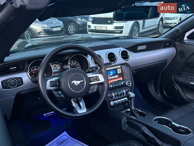 Кабріолет Ford Mustang 2015 в Мукачевому