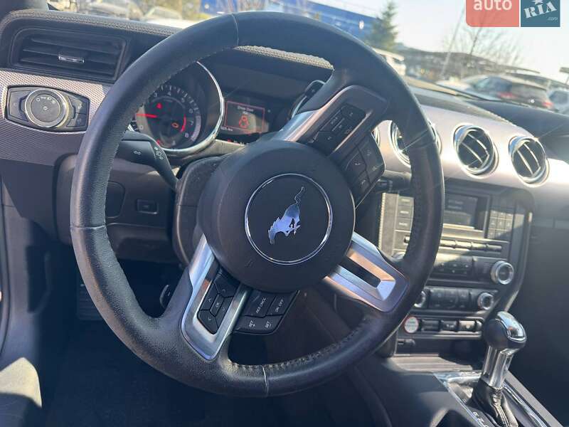 Купе Ford Mustang 2014 в Львове фото 14 Купе Ford Mustang 2014 в Львове