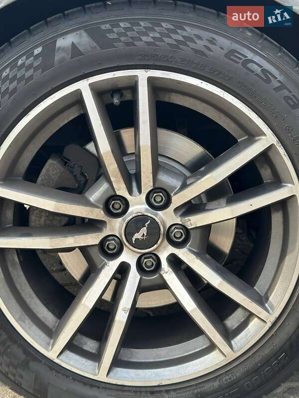Купе Ford Mustang 2014 в Ужгороде