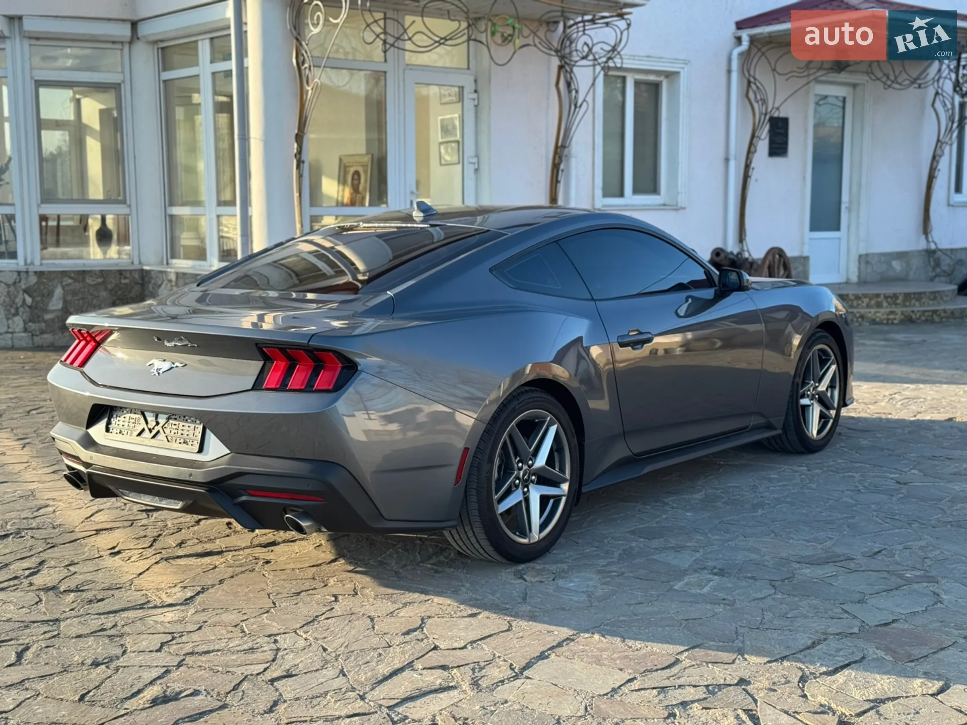 2025 Ford Mustang - мініатюра 4