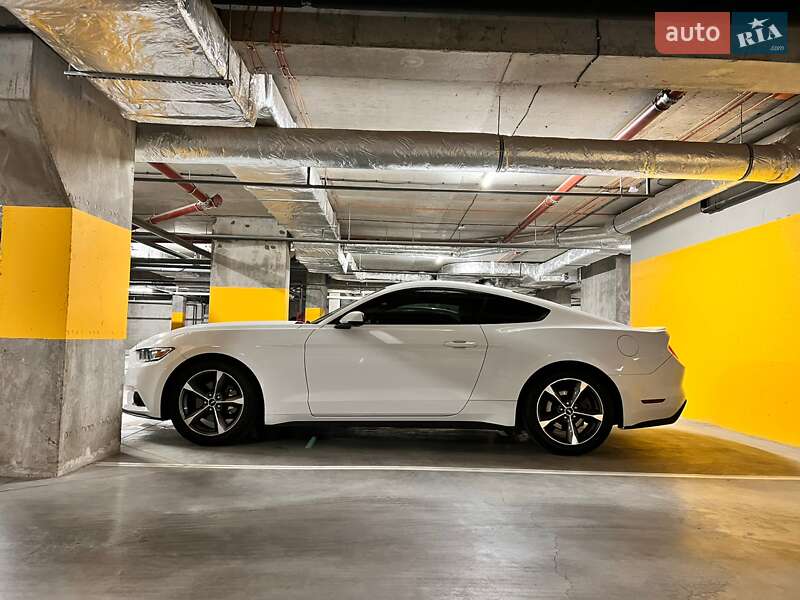 Купе Ford Mustang 2015 в Дніпрі фото 3 Купе Ford Mustang 2015 в Дніпрі